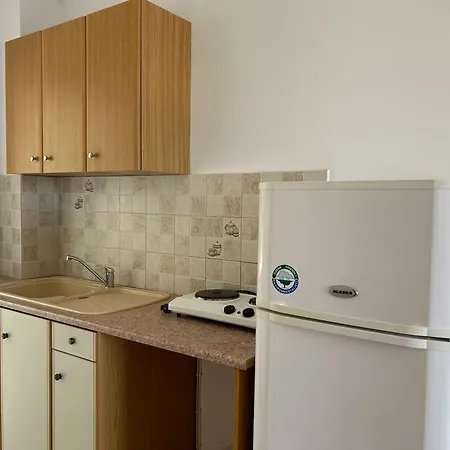 Aparthotel Angela Vlachata